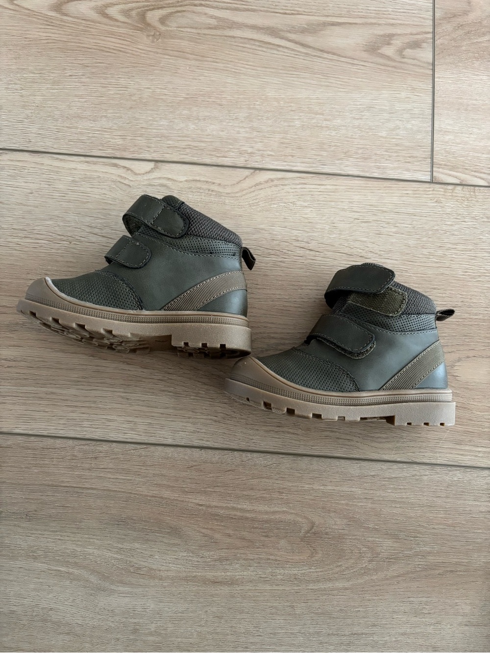 Toddler Boys Boots, Size 6T NEW